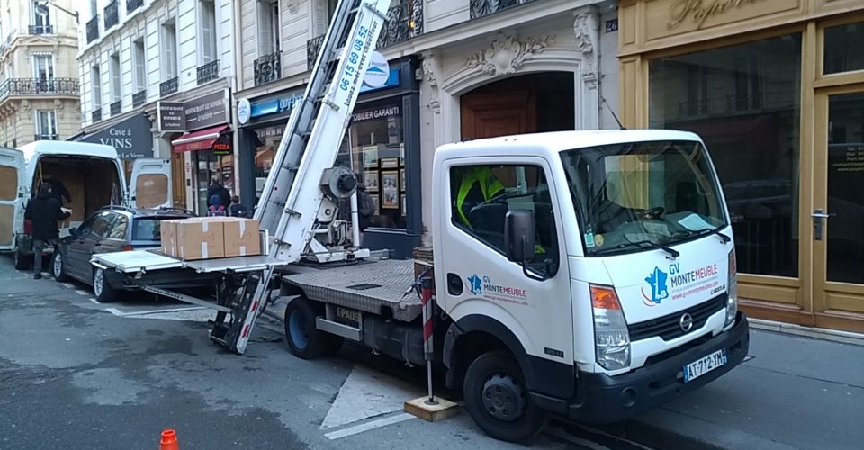 demenagement-avec-un-monte-meuble